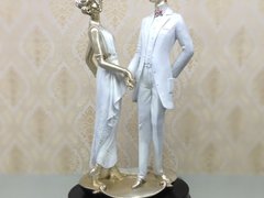 Statueta Wedding, statueta este din rasina